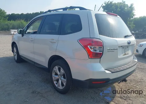 2015 Subaru Forester 2.5I Premium из США, поврежденный, VIN JF2SJADC5FH511375